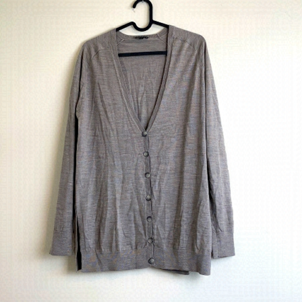 𝅺theory 100% Wool Button Down Lightweight Cardigan Sweater With Side Slits